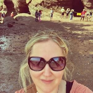 Meet your Posher, Lori